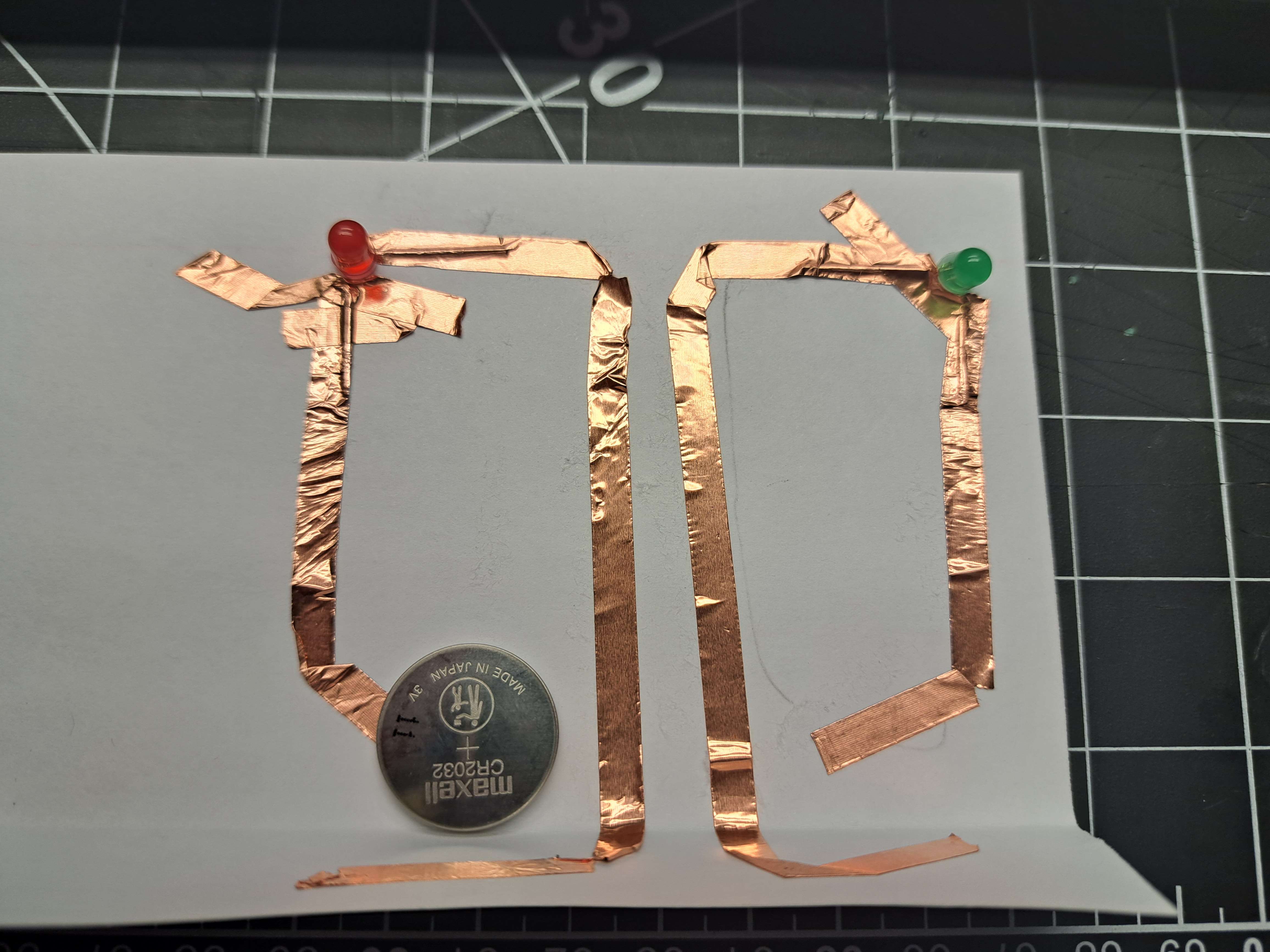 my first circuit design<br>the battery rolls between each circuit